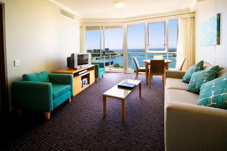 Outrigger Twin Towns Resort - Surfers Gold Coast 3