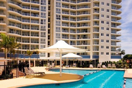 Outrigger Twin Towns Resort - Surfers Gold Coast 4
