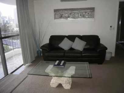 Ocean Royale Apartments - Surfers Gold Coast 10
