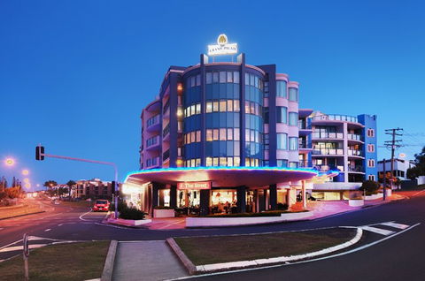 Grand Palais Beachside Resort - Surfers Gold Coast 0