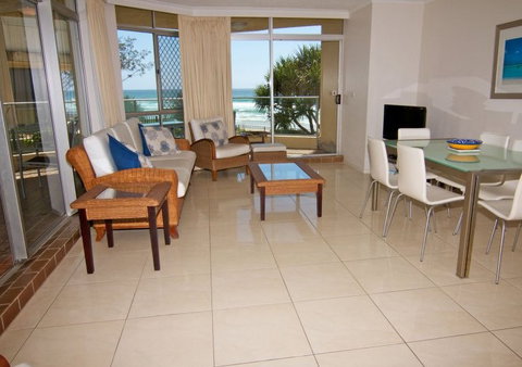 Foreshore Apartments, Mermaid Beach - Surfers Gold Coast 3