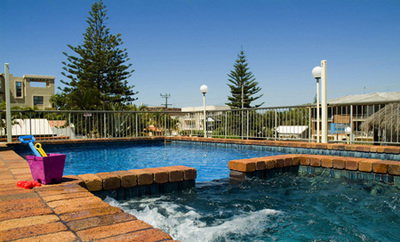 Foreshore Apartments, Mermaid Beach - Surfers Gold Coast 7