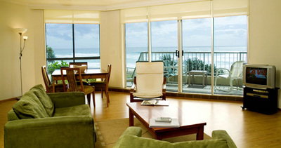 Foreshore Apartments, Mermaid Beach - Surfers Gold Coast 8