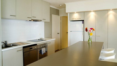 Foreshore Apartments, Mermaid Beach - Surfers Gold Coast 10