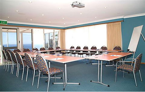 Amooran Court - Surfers Gold Coast 3