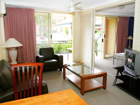 Paradise Island Resort - Surfers Gold Coast 3