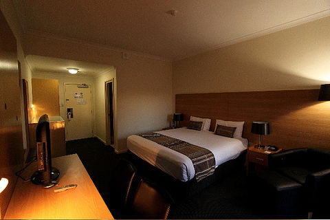 Country Comfort Inter City Perth Hotel & Apartments - Surfers Gold Coast 4