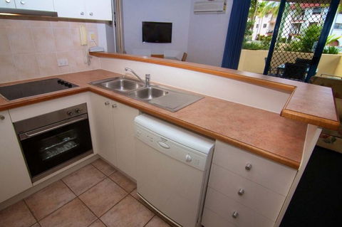 Portobello Resort Apartments - Surfers Gold Coast 2