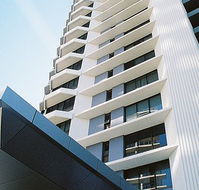 Surfers Century Apartments - Surfers Gold Coast