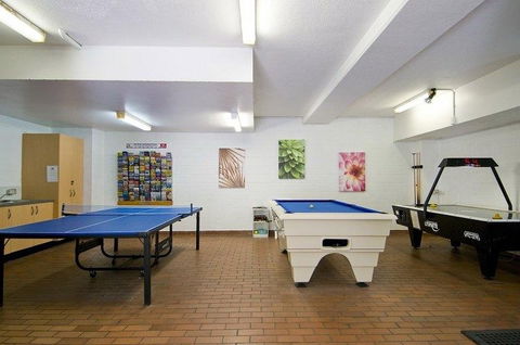 Headland Gardens Holiday Apartments - Surfers Gold Coast 3