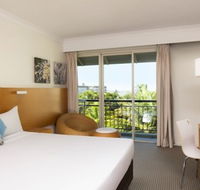 Novotel Cairns Oasis Resort - Surfers Gold Coast