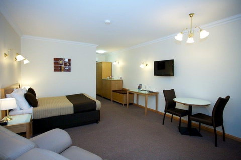 Best Western Golden Grain Motor Inn - Surfers Gold Coast 1