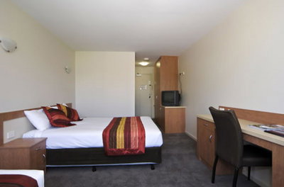 Best Western City Park Hotel - Surfers Gold Coast 1
