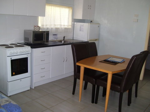 Glenwood Tourist Park And Motel - Surfers Gold Coast 4