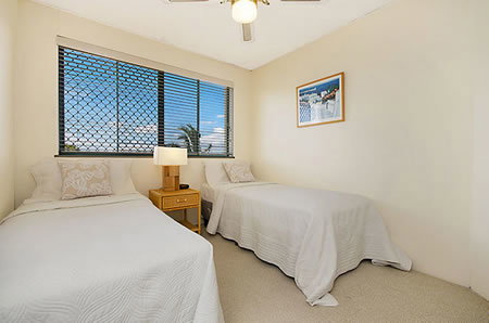 Fairseas Apartments - Surfers Gold Coast 7