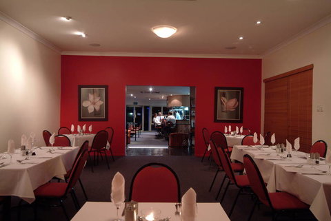 JAMES STREET MOTOR INN - Surfers Gold Coast 1