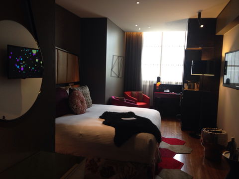 QT Sydney - Surfers Gold Coast 0