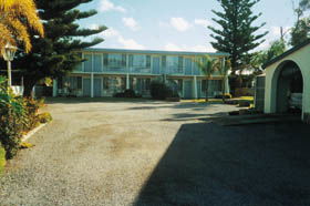 Troubridge Hotel - Surfers Gold Coast 0