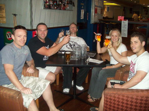 Coolbellup Hotel - Surfers Gold Coast 0