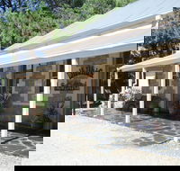 Mount Bryan Hotel - Surfers Gold Coast