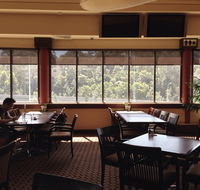 Freeway Hotel - Surfers Gold Coast