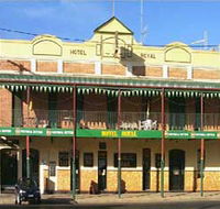 Royal Hotel Coonabarabran - Surfers Gold Coast