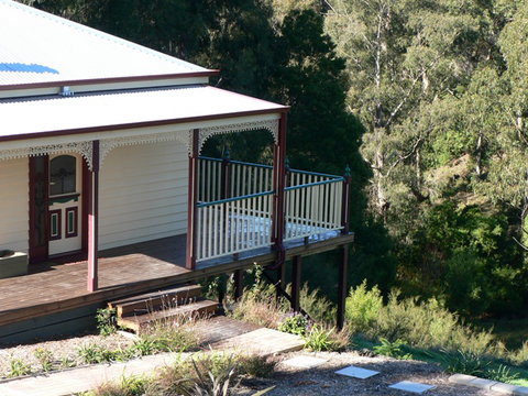 Araluen Park Cottages - Surfers Gold Coast 1