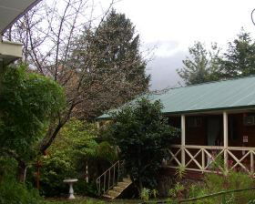Warburton Lodge - Surfers Gold Coast 0