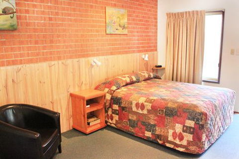 Catalina Motel Lake Macquarie - Surfers Gold Coast 1