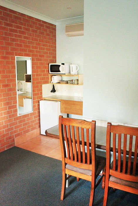 Catalina Motel Lake Macquarie - Surfers Gold Coast 4