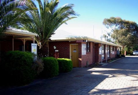 Roundhouse Motel - Surfers Gold Coast 5