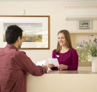 Golden Chain Welcome Inn 277 - Surfers Gold Coast