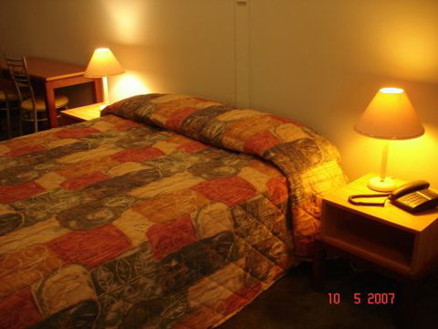 M1 Motel Caboolture - Surfers Gold Coast 1