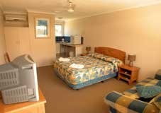 Montego Mermaid Beach Motel - Surfers Gold Coast 0