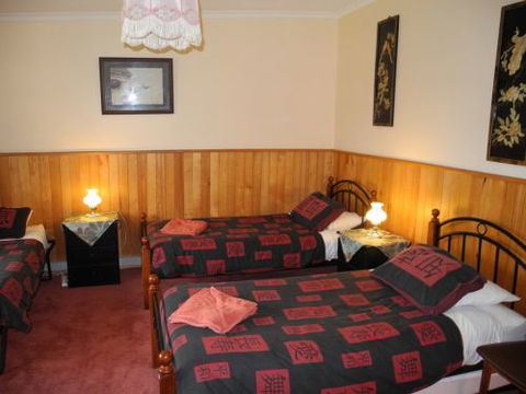 Happydays Accommodation Motor Inn - Surfers Gold Coast 2