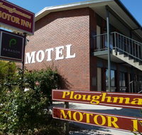 Ploughmans Motor Inn - Surfers Gold Coast