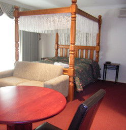 Sanctuary House Resort Motel - Healesville - Surfers Gold Coast 2