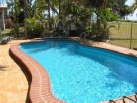 Kinka Palms Beach Front Apartments/Motel - Surfers Gold Coast 0