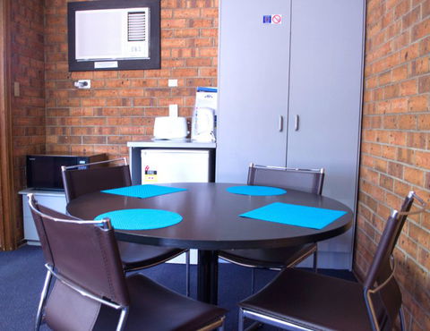 Kadina Gateway Motor Inn - Surfers Gold Coast 2