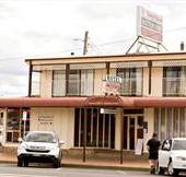 Town House Motor Inn - Surfers Gold Coast