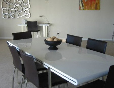 Kirribilli Village Apartments - Surfers Gold Coast 2