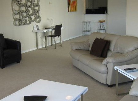 Kirribilli Village Apartments - Surfers Gold Coast 3