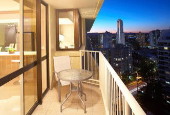 Breakers North Beachfront Apartments - Surfers Gold Coast 4