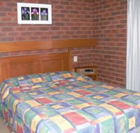 Two Rivers Motel - Surfers Gold Coast