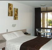 The Edge Hotel - Surfers Gold Coast