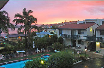 Capri Apartments - Surfers Gold Coast 4