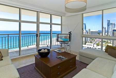Hi Surf Beachfront Resort Apartments - Surfers Gold Coast 0