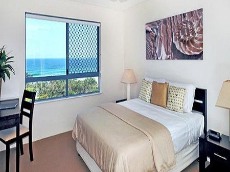 Salerno On The Beach - Surfers Gold Coast 2