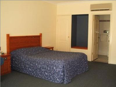Breakout Motor Inn - Surfers Gold Coast 1