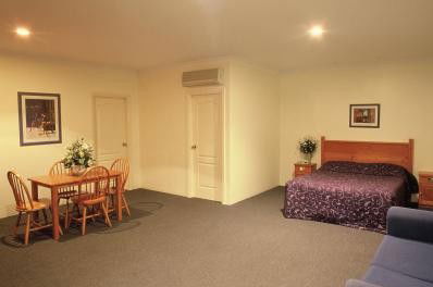 Breakout Motor Inn - Surfers Gold Coast 4